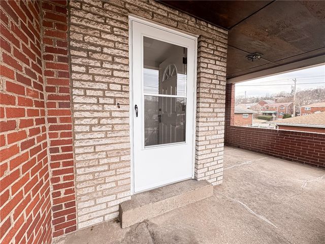 3806 Sarah St, Mckeesport, PA 15132