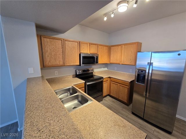 2011 Sue Court 203, Las Vegas, NV 89108