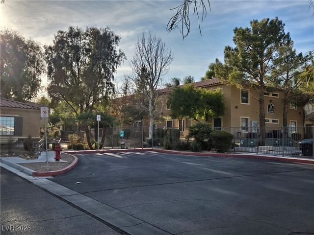 2011 Sue Court 203, Las Vegas, NV 89108