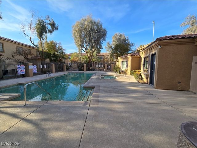 2011 Sue Court 203, Las Vegas, NV 89108