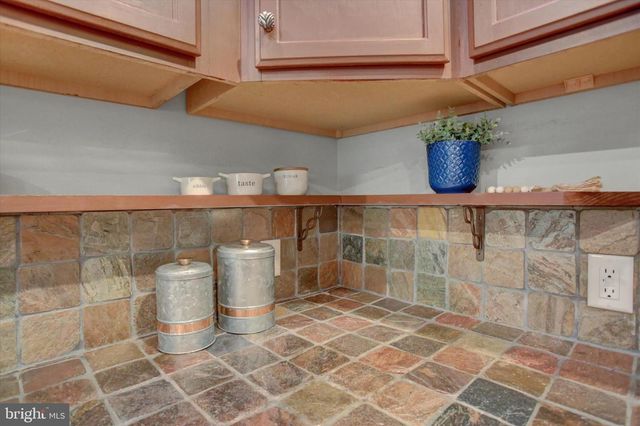 19540 ELK RIDGE DR, Keedysville, MD 21756