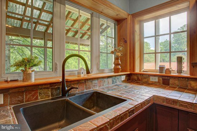 19540 ELK RIDGE DR, Keedysville, MD 21756
