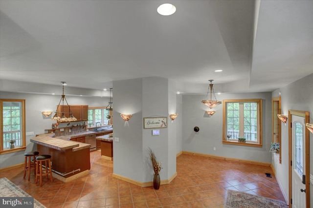 19540 ELK RIDGE DR, Keedysville, MD 21756
