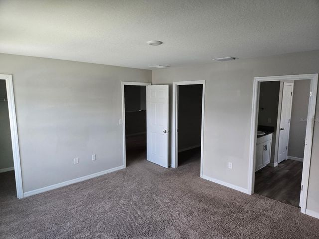 7563 FREESIA TRACE, Wesley Chapel, FL 33545