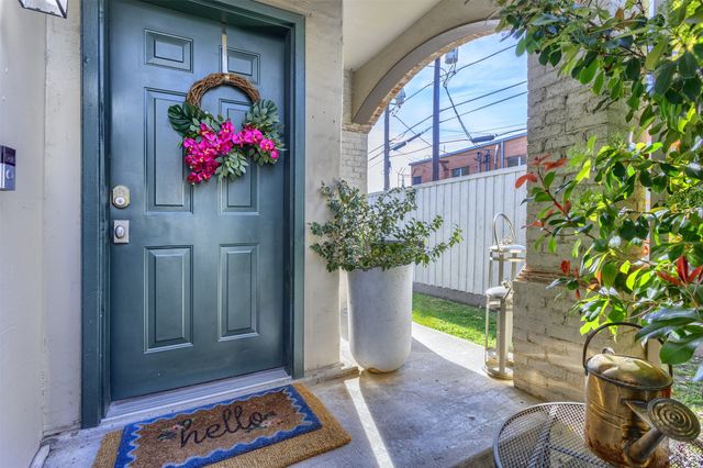 5950 Lindenshire Lane 101, Dallas, TX 75230