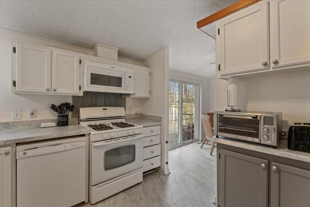 21864 Mccain Lane, Edwardsburg, MI 49112