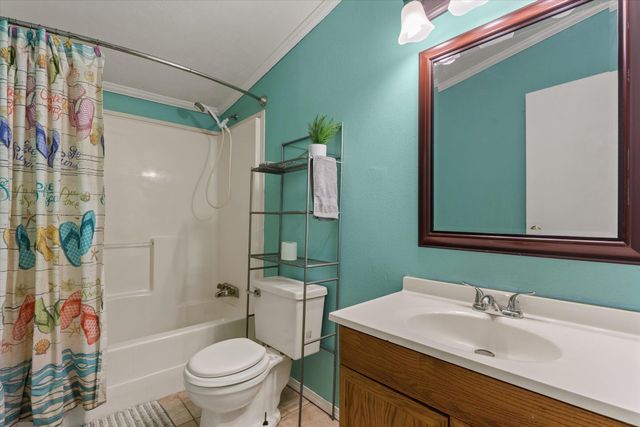 21864 Mccain Lane, Edwardsburg, MI 49112