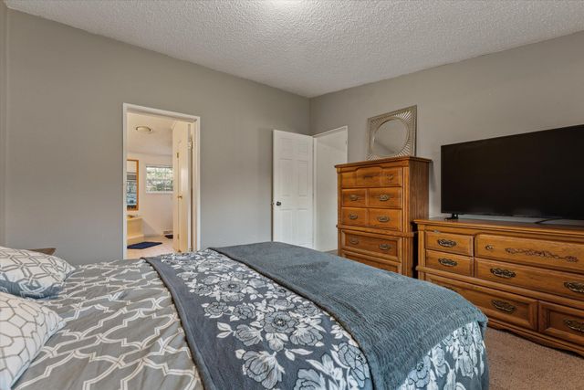 21864 Mccain Lane, Edwardsburg, MI 49112