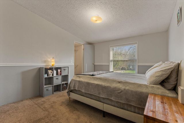 21864 Mccain Lane, Edwardsburg, MI 49112