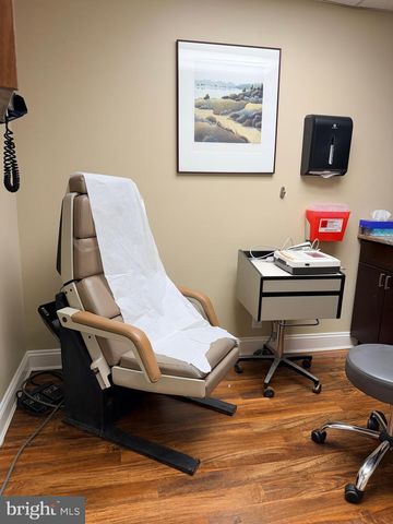 1313 WOLF ST, Philadelphia, PA 19148