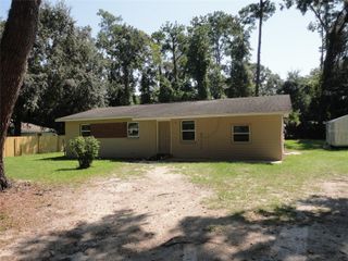 2221 SE 44TH TERRACE, Gainesville, FL 32641