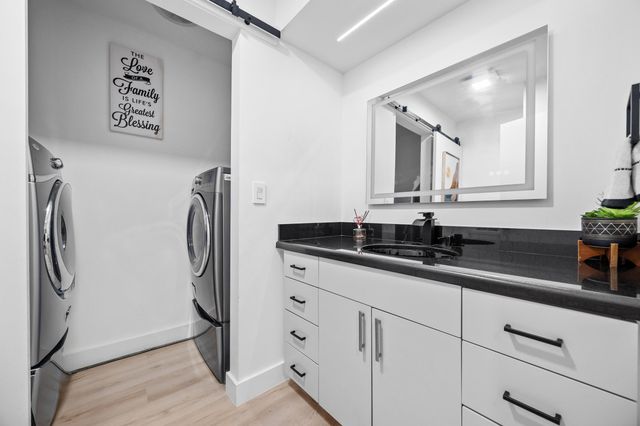 12049 N Basin St Street N, Wellington, FL 33414