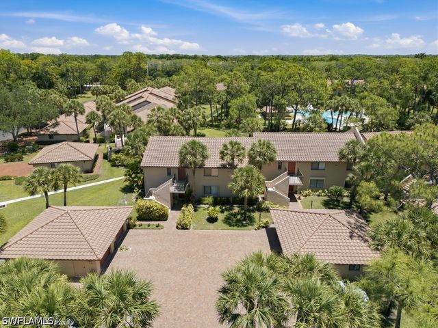 3207 Horse Carriage WAY 403, Naples, FL 34105