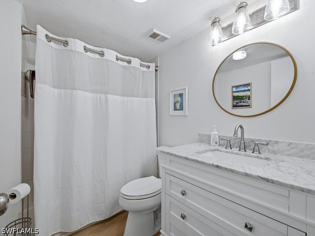 3207 Horse Carriage WAY 403, Naples, FL 34105