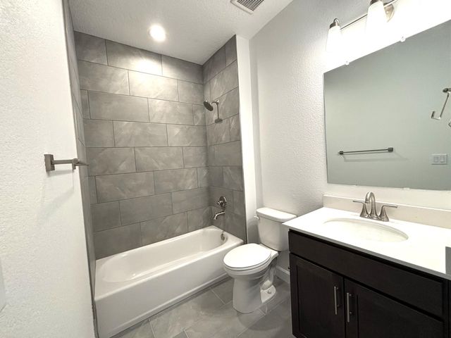 3153 Wolf Tail Loop NE, Rio Rancho, NM 87144