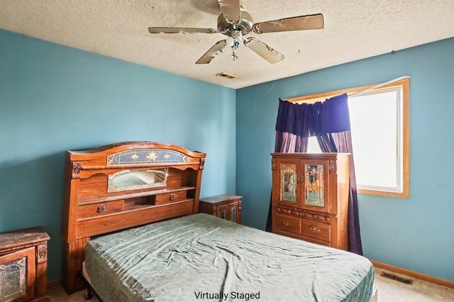 4615 E Merced Street, Des Moines, IA 50317