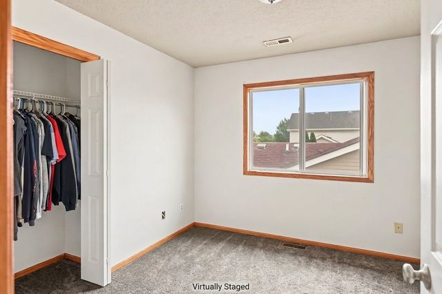 4615 E Merced Street, Des Moines, IA 50317