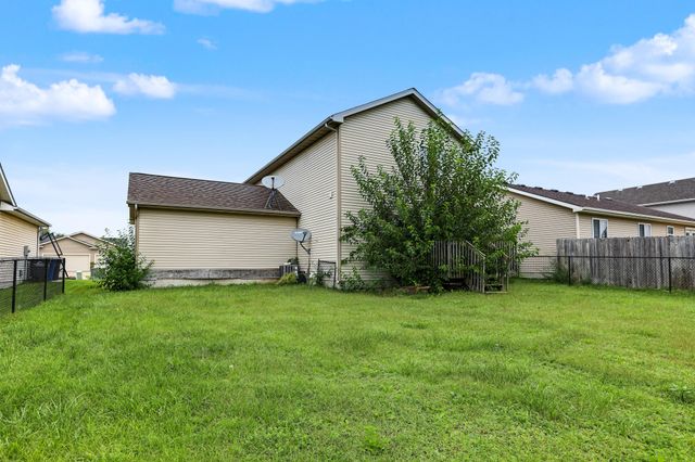 4615 E Merced Street, Des Moines, IA 50317