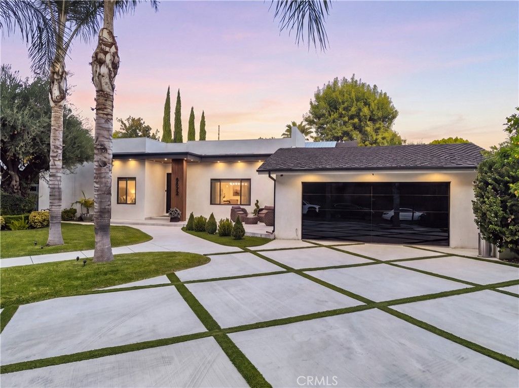 8622 White Oak Avenue, Sherwood Forest, CA 91325 — photo 4