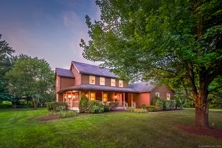 8 Country Farm Lane, Ellington, CT 06029