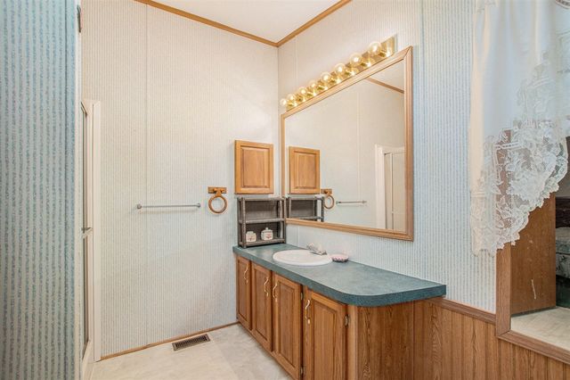 102 Apple Court, Muskegon, MI 49445