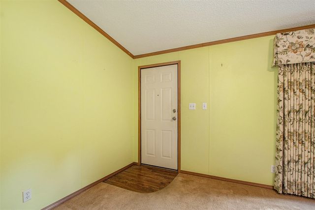 102 Apple Court, Muskegon, MI 49445