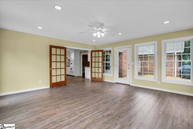 17 Seabury Drive, Greenville, SC 29615
