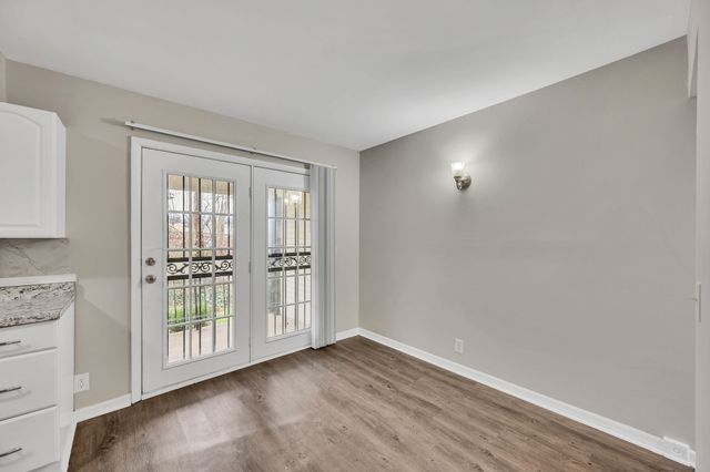 4958 Edmondson Pike Apt H43, Nashville, TN 37211