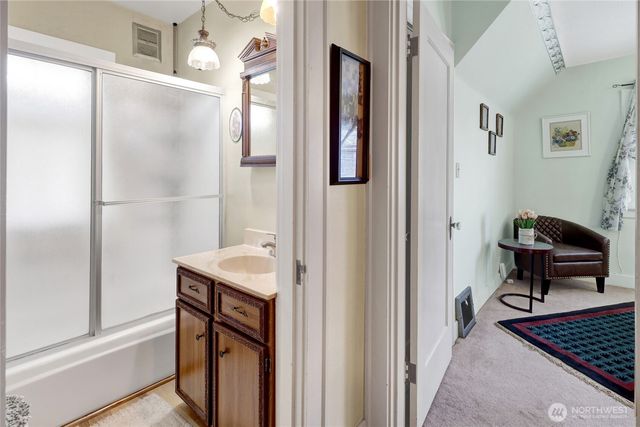 2900 Cornwall Avenue, Bellingham, WA 98225
