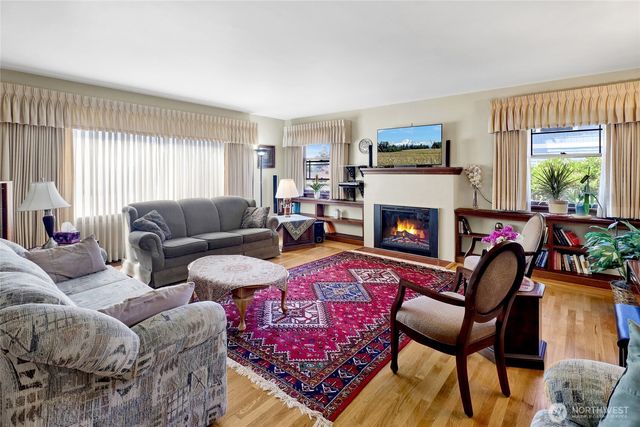 2900 Cornwall Avenue, Bellingham, WA 98225