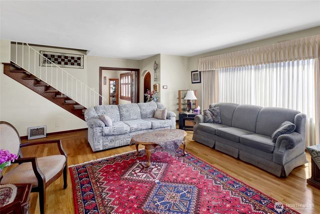 2900 Cornwall Avenue, Bellingham, WA 98225
