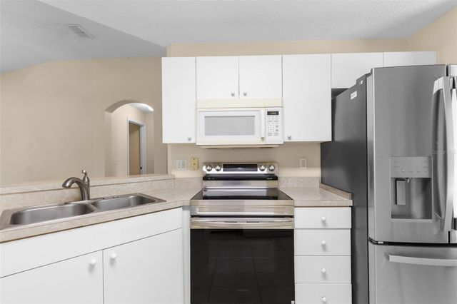 1414 BLUEWATER DRIVE, Sun City Center, FL 33573