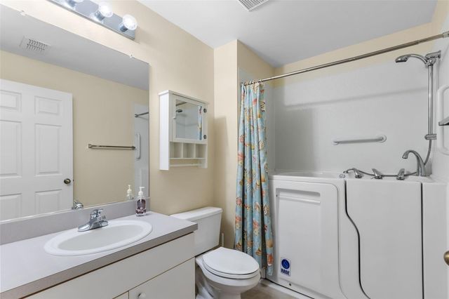 1414 BLUEWATER DRIVE, Sun City Center, FL 33573