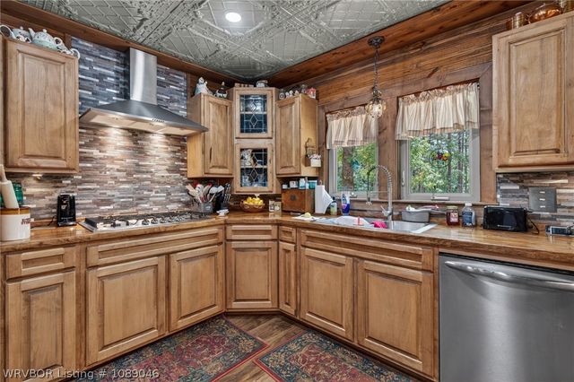 7817 Hill Top Terrace, Hackett, AR 72937