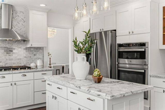 11263 Rolling Hills Dr, Dublin, CA 94568