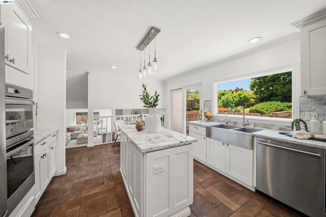 11263 Rolling Hills Dr, Dublin, CA 94568