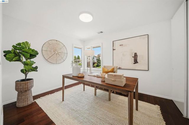 11263 Rolling Hills Dr, Dublin, CA 94568