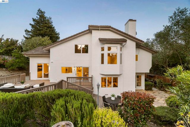11263 Rolling Hills Dr, Dublin, CA 94568