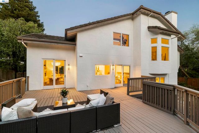 11263 Rolling Hills Dr, Dublin, CA 94568