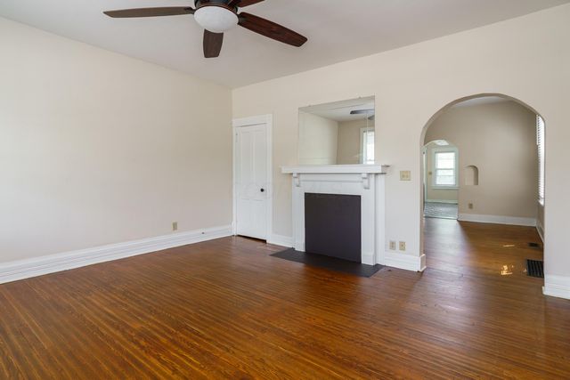 686 Hamlet Street, Columbus, OH 43215