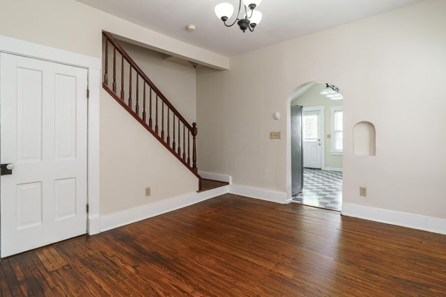 686 Hamlet Street, Columbus, OH 43215