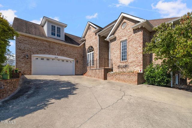 484 Wyndham Drive, Gray, TN 37615