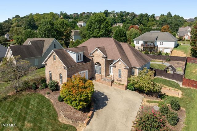 484 Wyndham Drive, Gray, TN 37615
