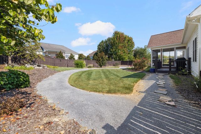 484 Wyndham Drive, Gray, TN 37615