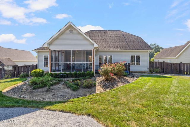 484 Wyndham Drive, Gray, TN 37615