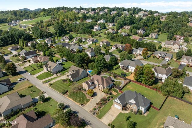484 Wyndham Drive, Gray, TN 37615