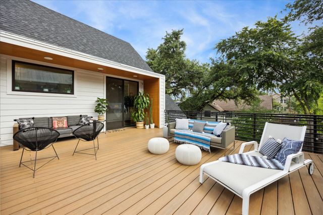 909 W Annie ST 2, Austin, TX 78704