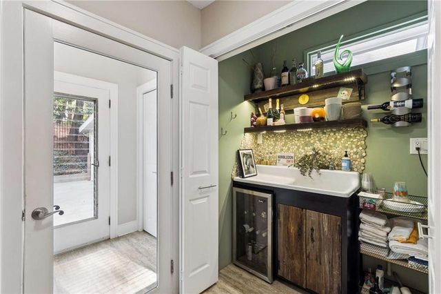 350 Garden Lane NW, Atlanta, GA 30309