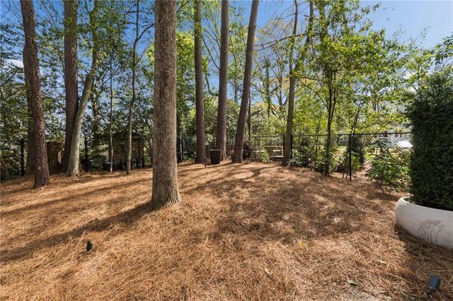 350 Garden Lane NW, Atlanta, GA 30309