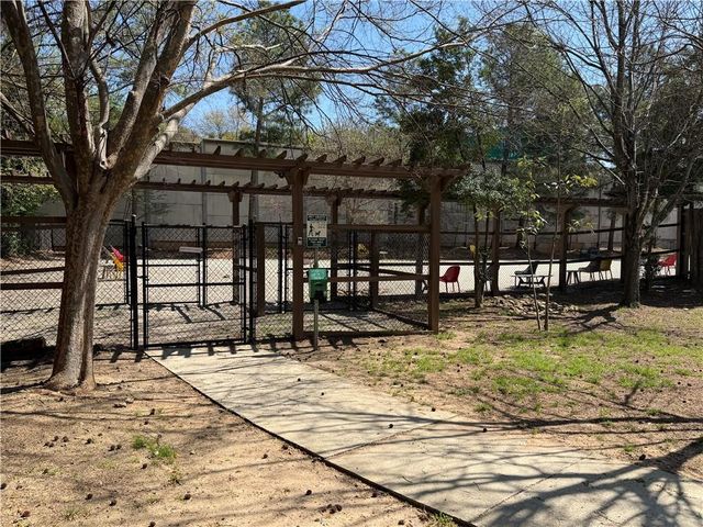 350 Garden Lane NW, Atlanta, GA 30309